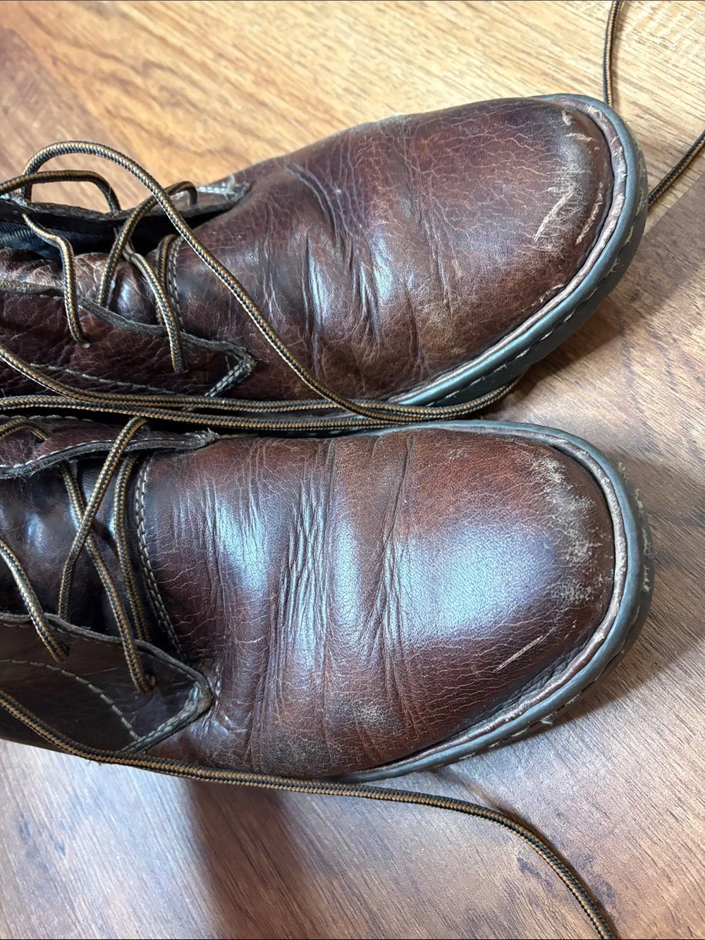 Clarks Men's Dark Brown Leather Chukka Boots